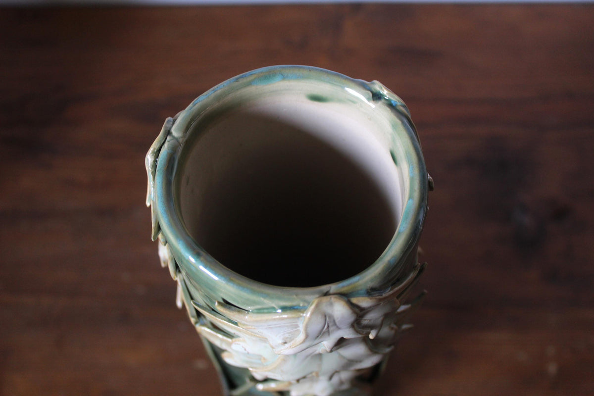 Vaso in gres cilindrico ispirato a un'opera di ROusseau